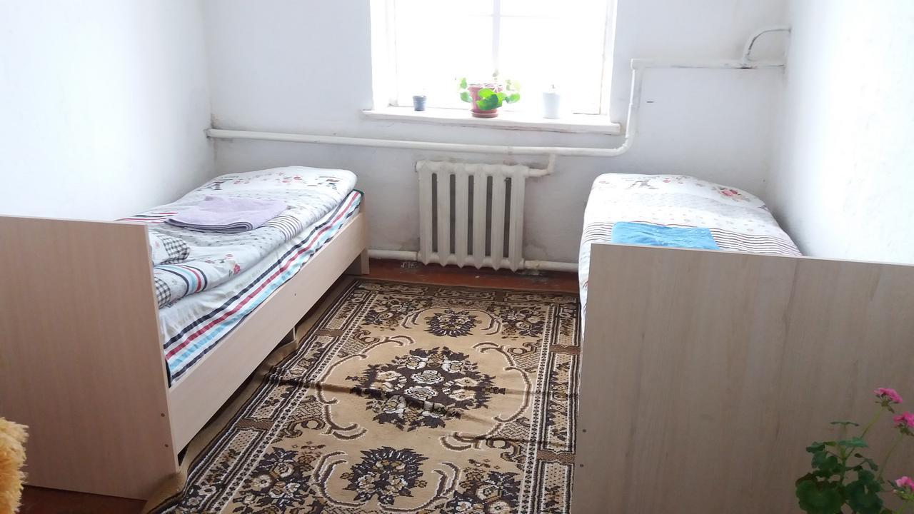 Happy Hostel In Kochkor Dış mekan fotoğraf