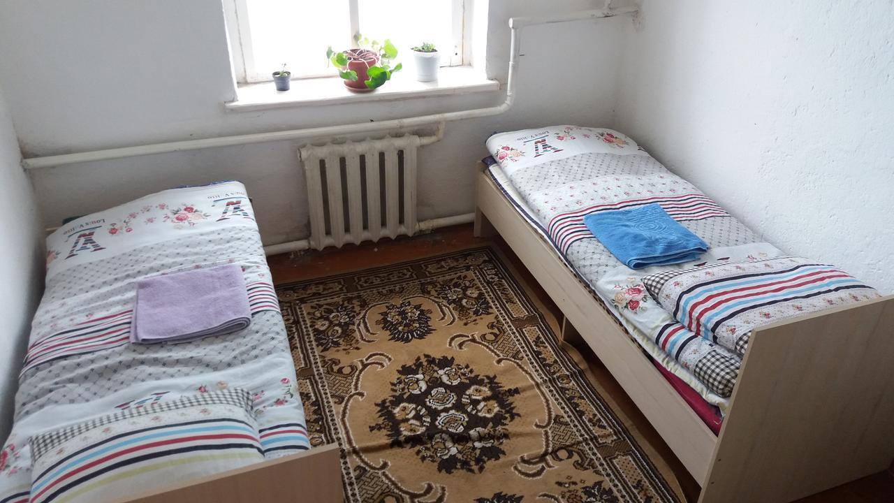 Happy Hostel In Kochkor Dış mekan fotoğraf