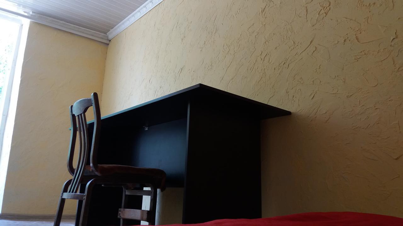 Happy Hostel In Kochkor Dış mekan fotoğraf